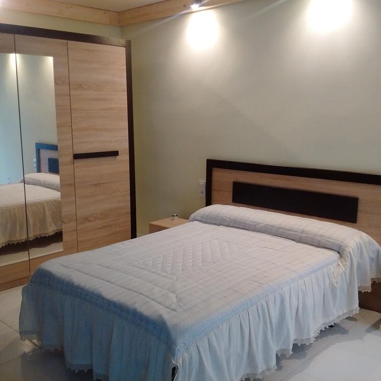 Hostal Residencia Celma Sant Carlos de la Ràpita Exteriör bild