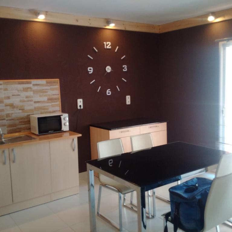 Hostal Residencia Celma Sant Carlos de la Ràpita Exteriör bild