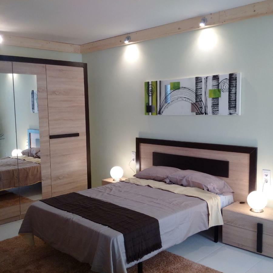 Hostal Residencia Celma Sant Carlos de la Ràpita Exteriör bild